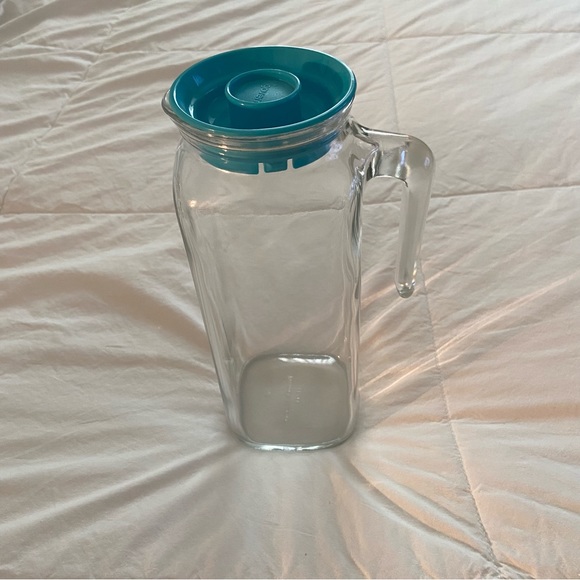 Glass Pitcher - Picture 7 of 9